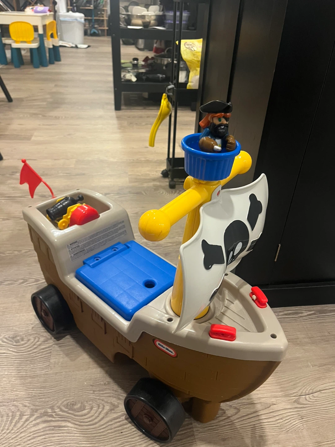 Little Tikes Pirate Ship Ride-On Toy - photo 2