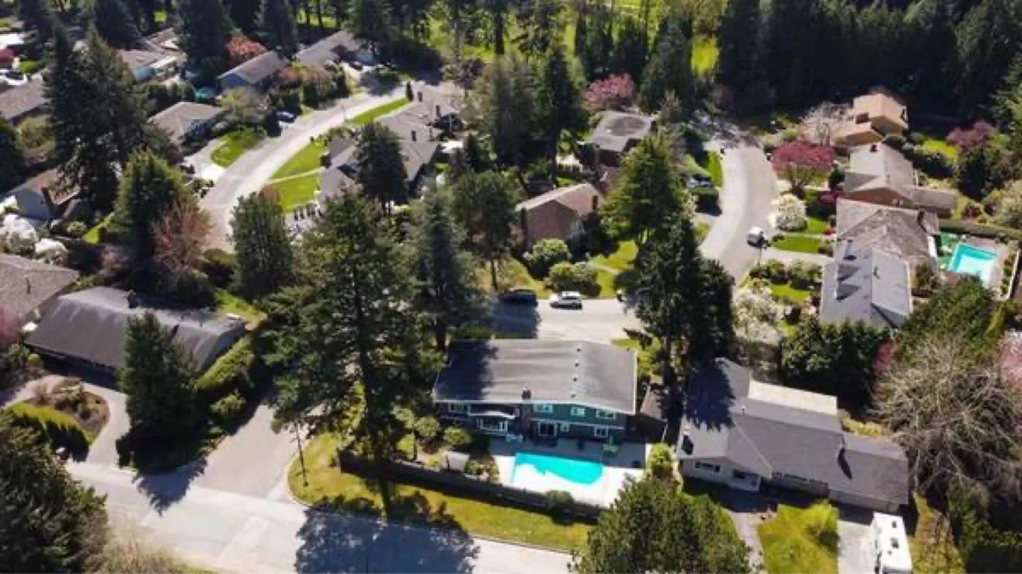 3 bedrooms 1 bath for rent near UBC - photo 2