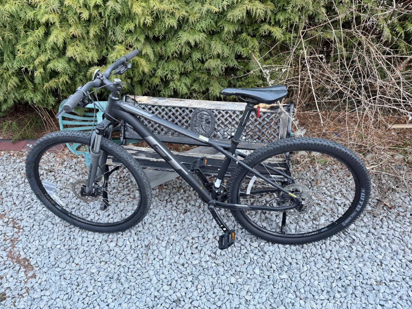 GT Avalanche Sport Mountain Bike - Size M