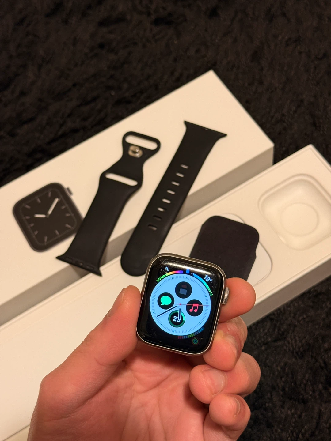 Apple Watch Series 5 - photo 2