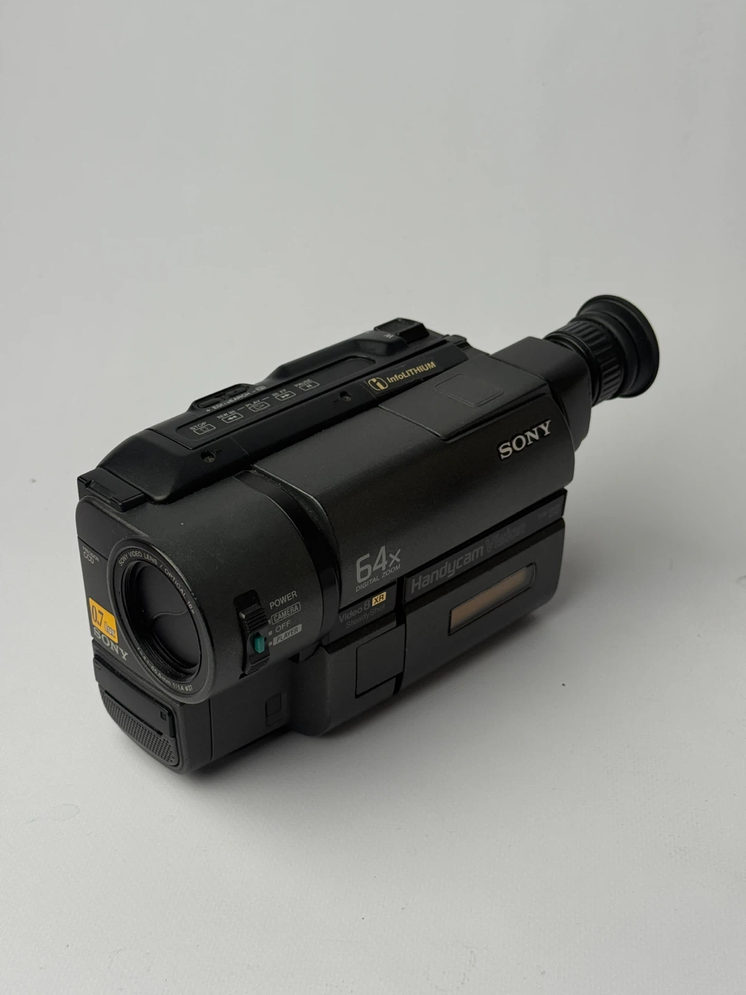 Sony Handycam CCD-TRV430 Camcorder - photo 4