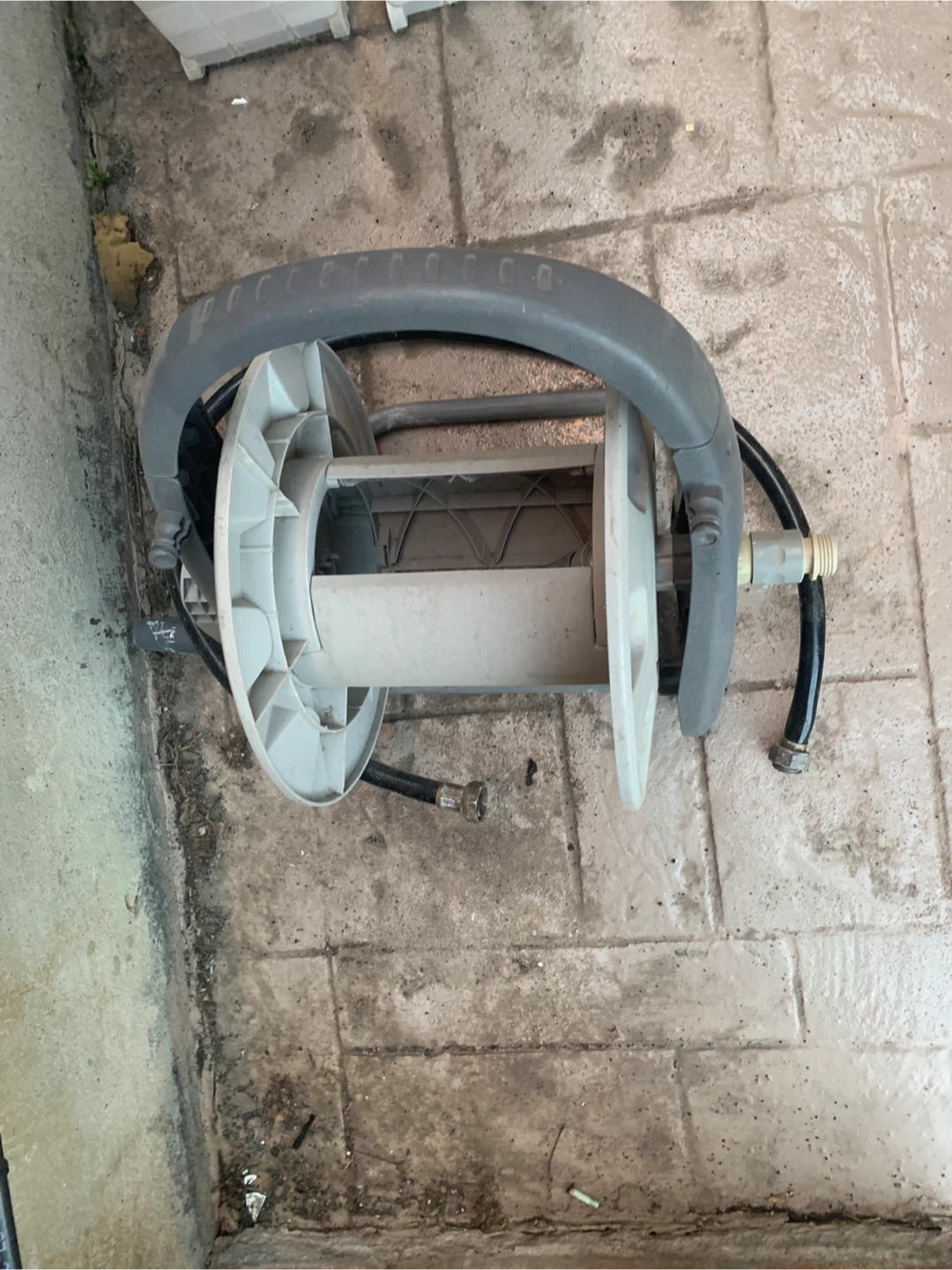Hose Reel Cart with Handle - photo 2