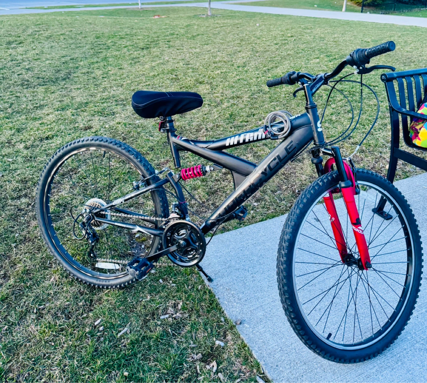 Supercycle Bike + Bell Zephyr 550 Pump – Very Good Condition set - photo 3