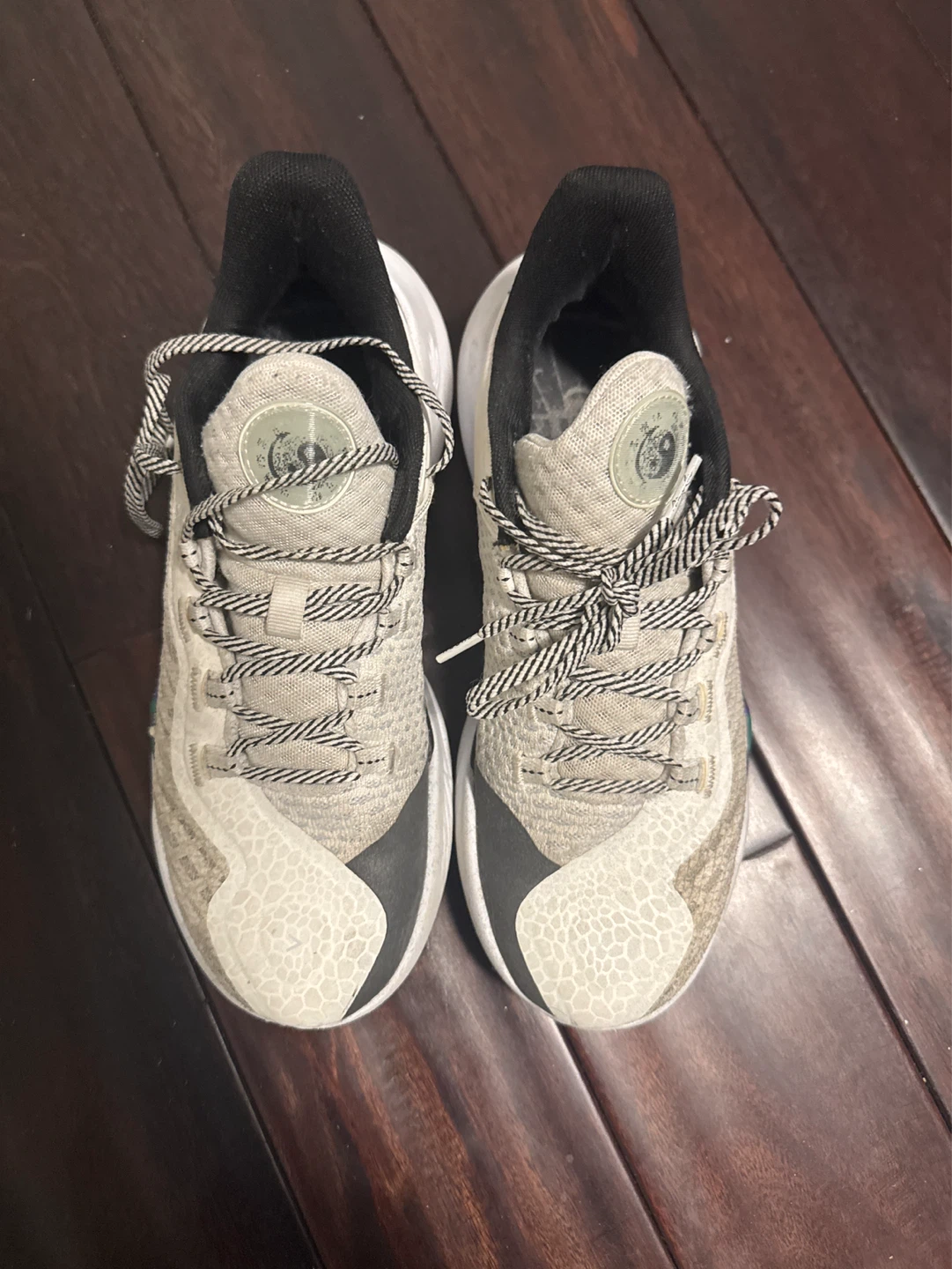 size 7.5 curry bruce lees