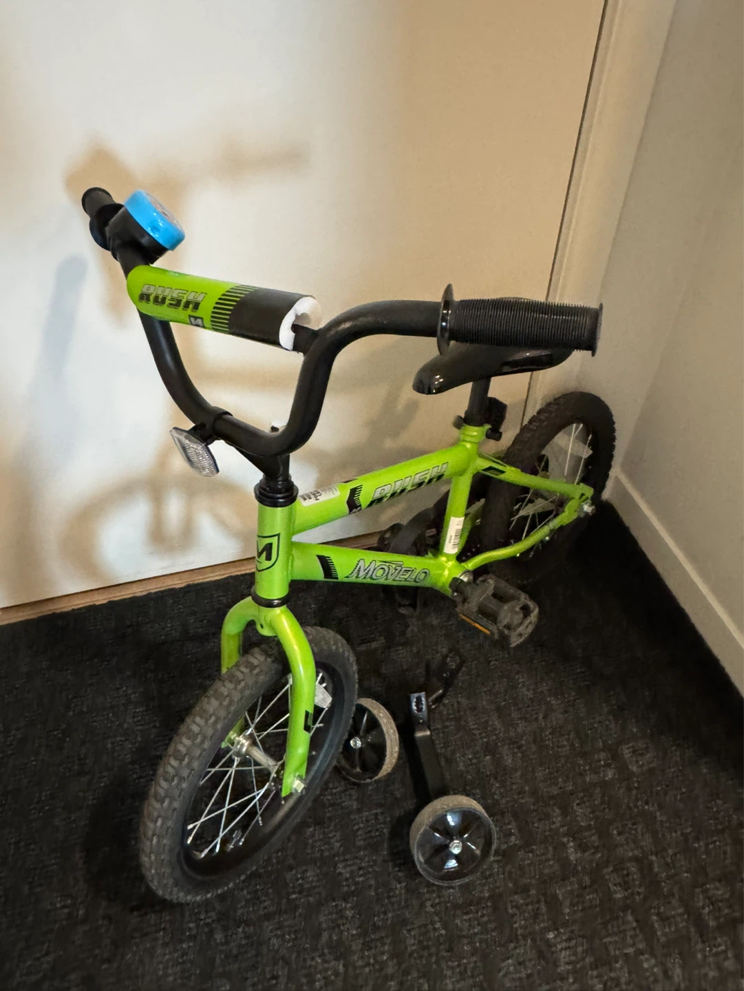 Green Rush 14" Kids Bike with Training Wheels and Helmet - photo 5
