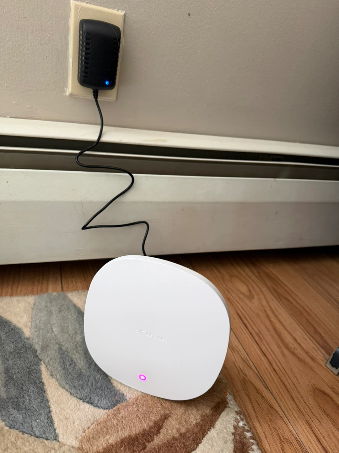 TELUS WiFi Booster DWS Mesh Extender Complete Set - photo 2