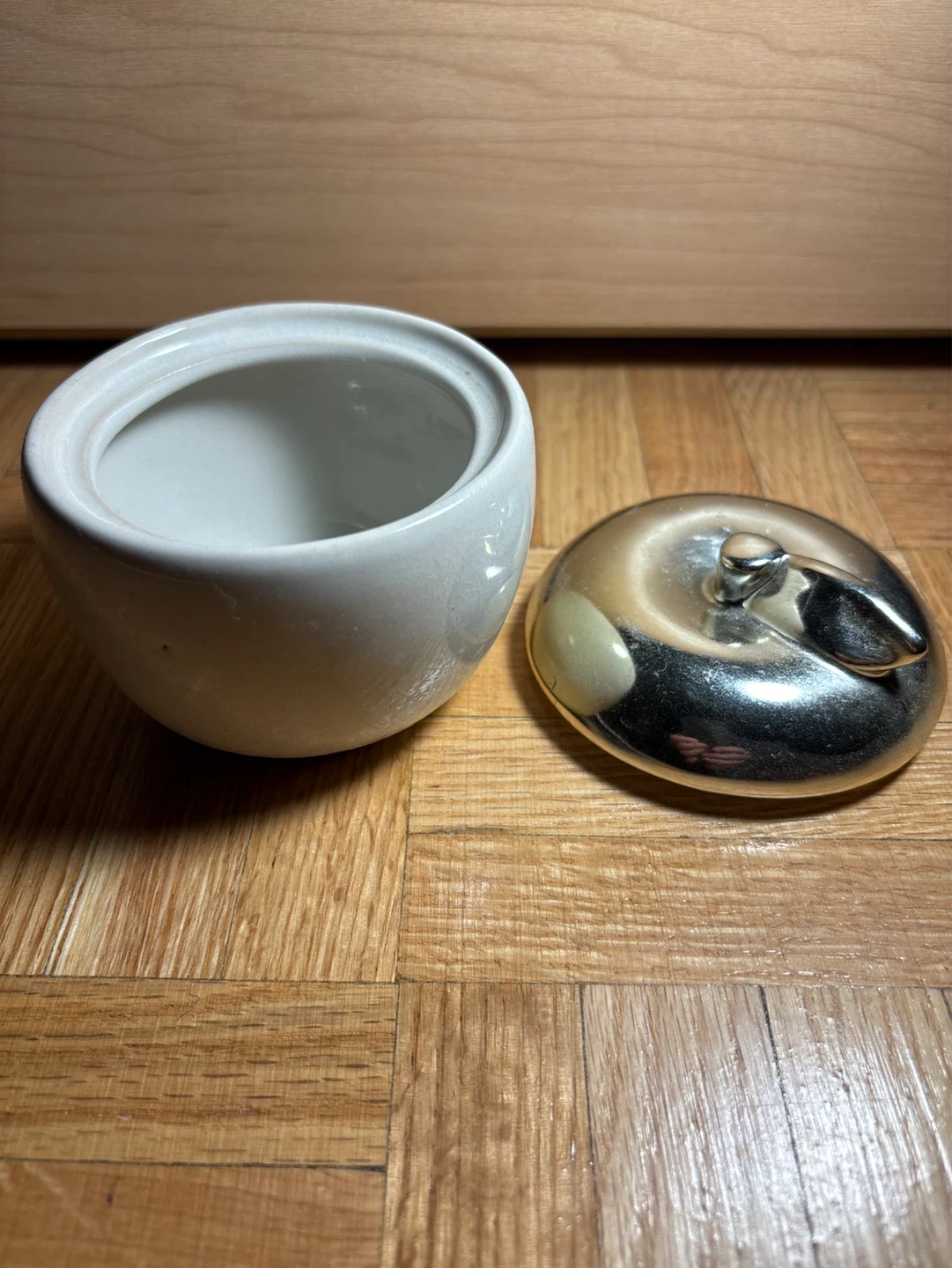 Ceramic Apple Shaped Lidded Dish - photo 2