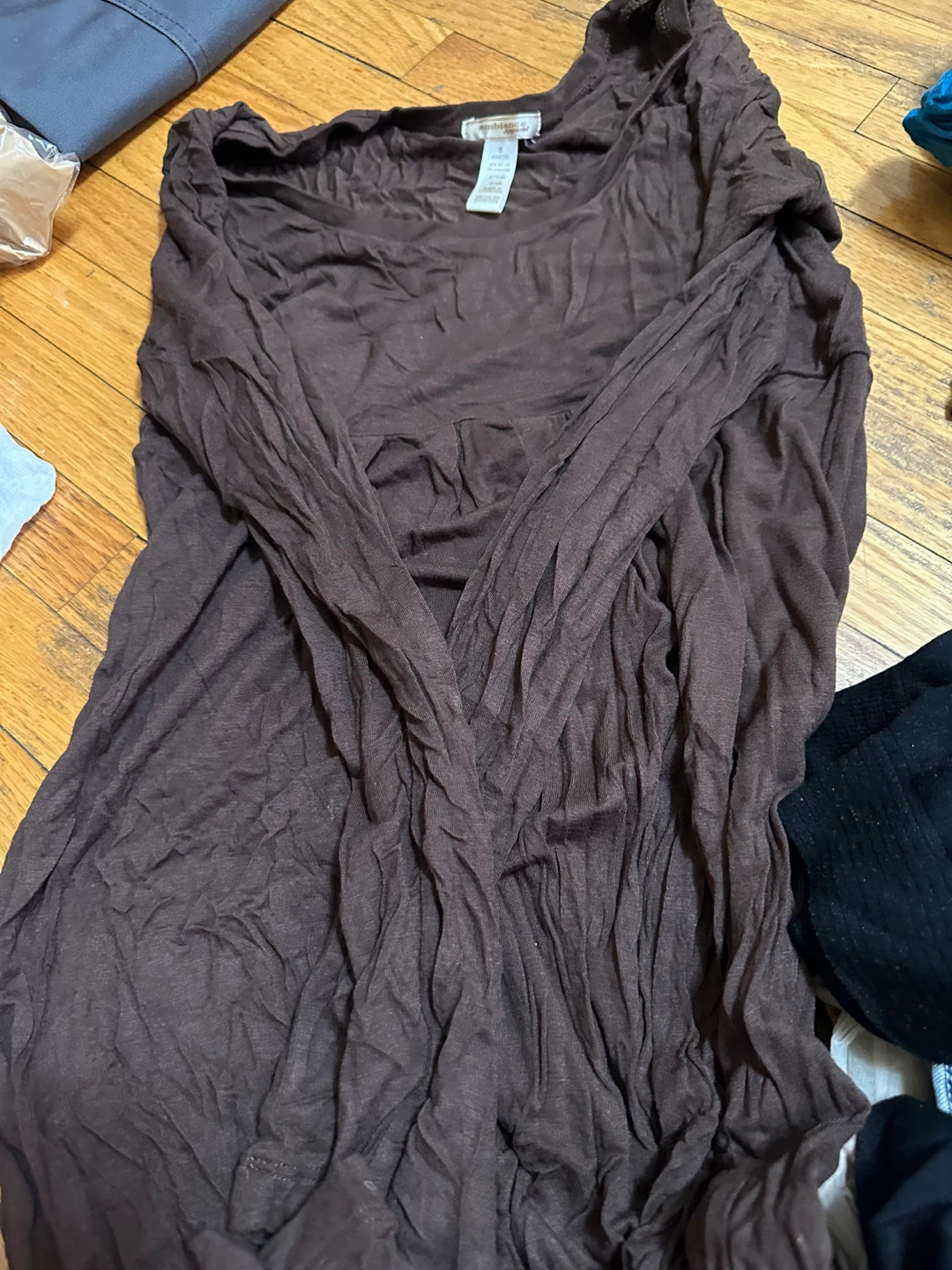 Bundle of 3 long sleeve tops - photo 3