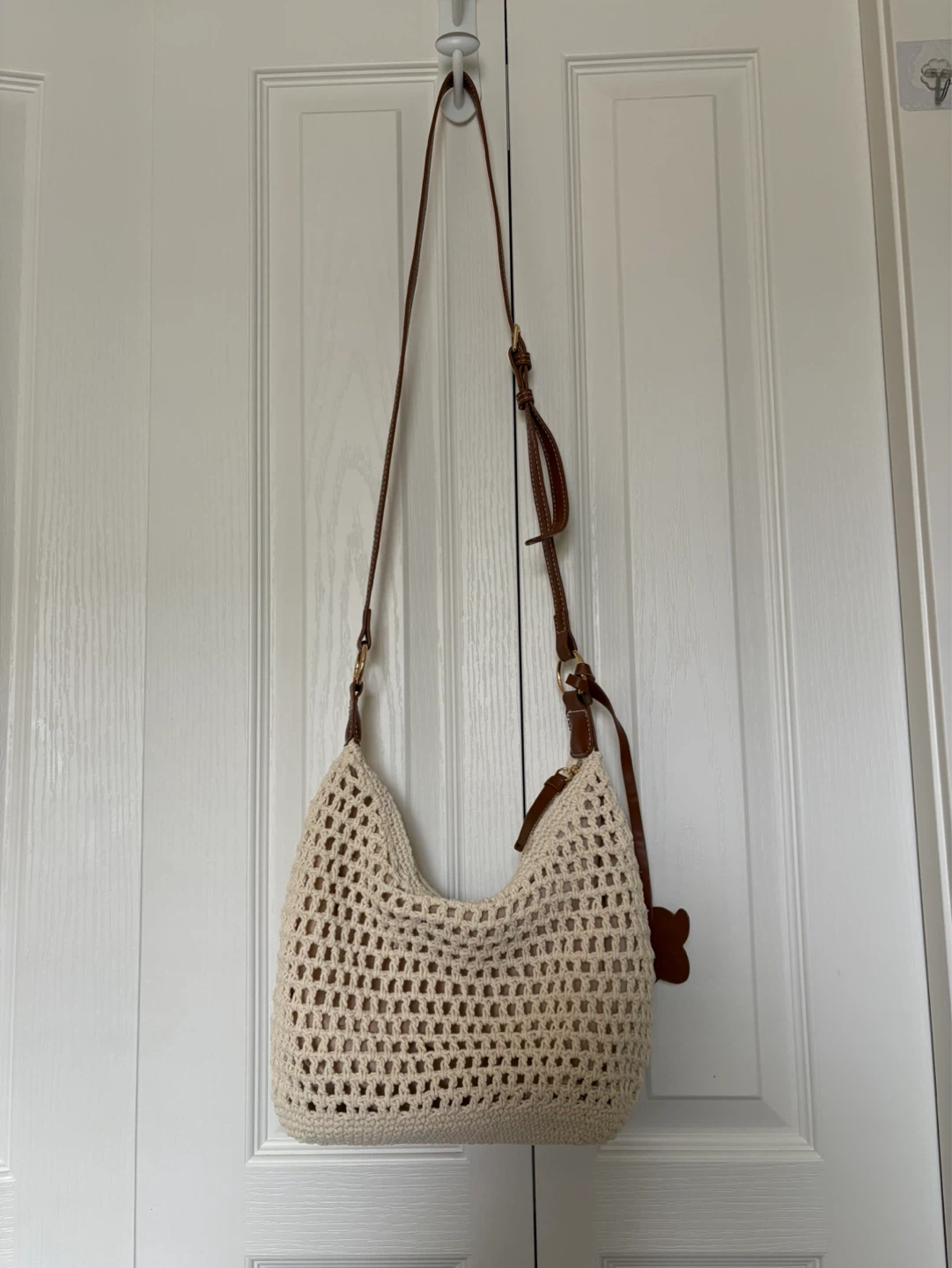 Crocheted Hobo Bag with Leather Strap - photo 3
