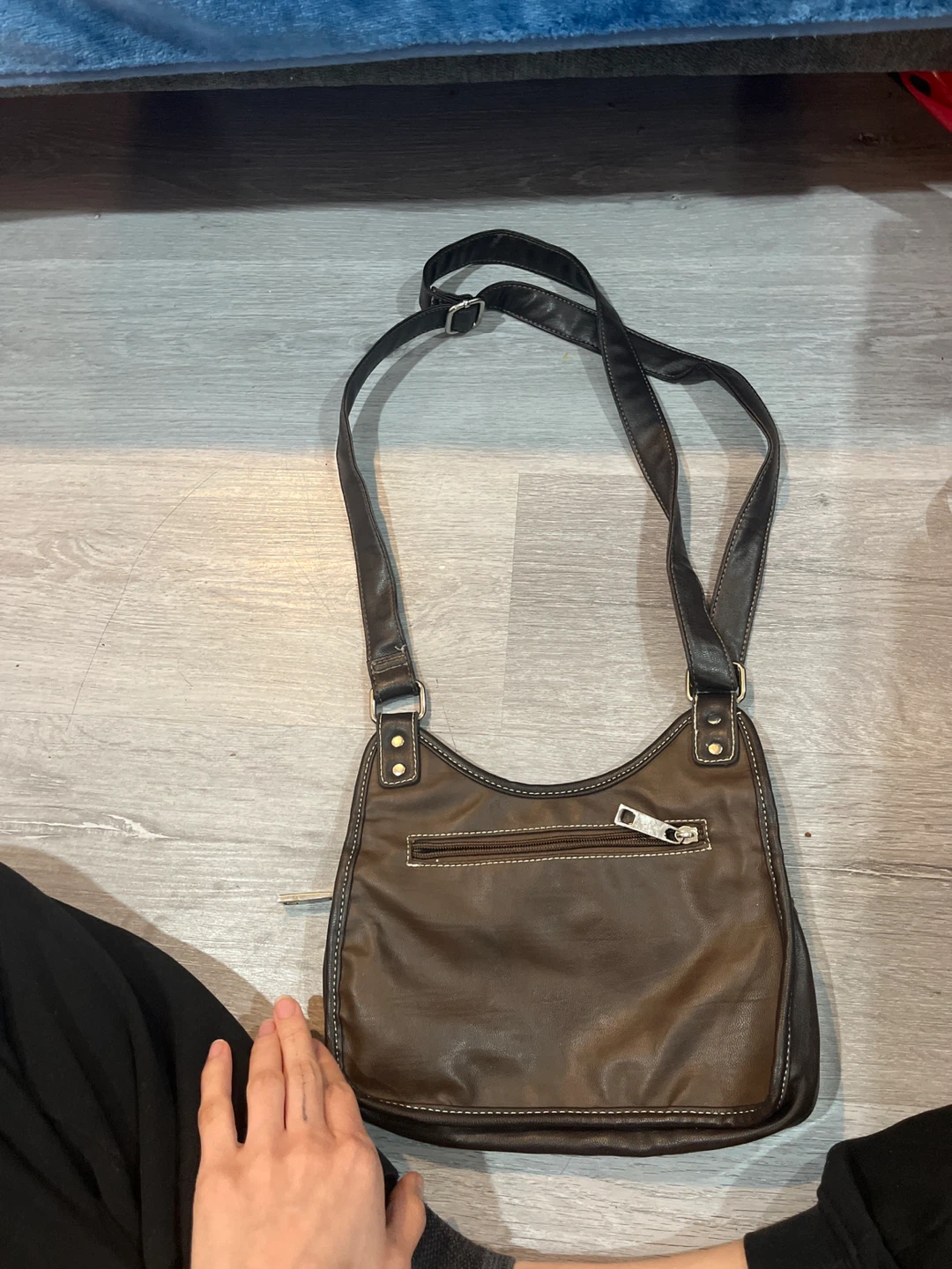 Black Rivet Brown Crossbody Purse - photo 2