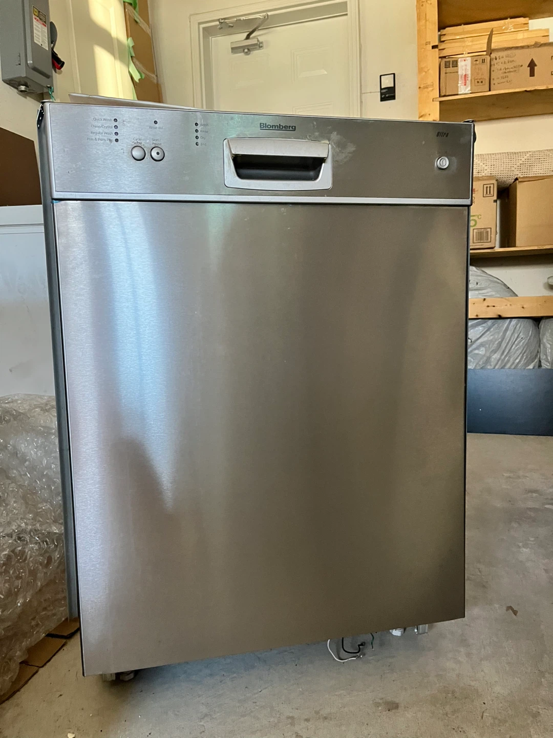 Bloomberg dishwasher
