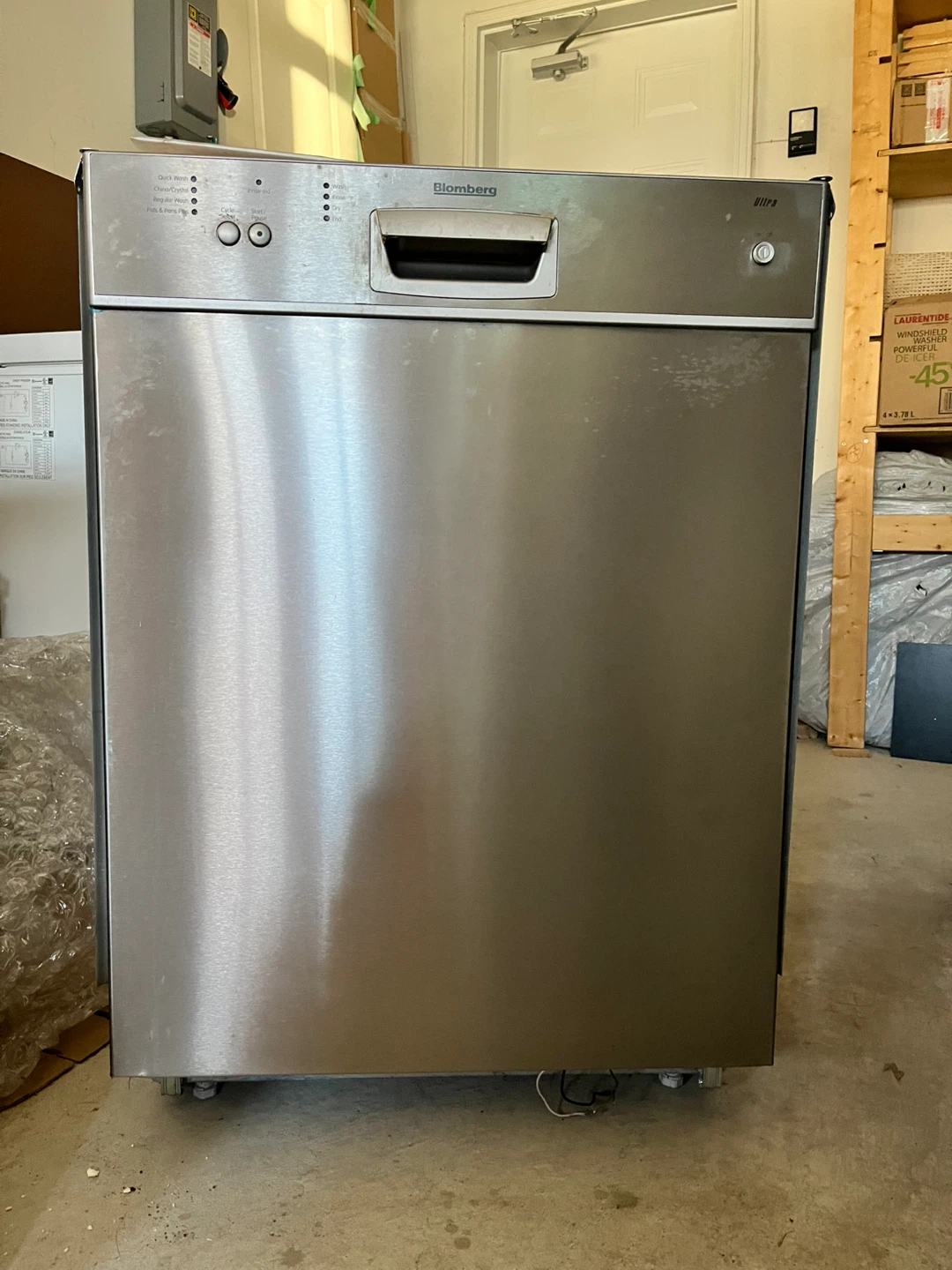 Bloomberg dishwasher - photo 2