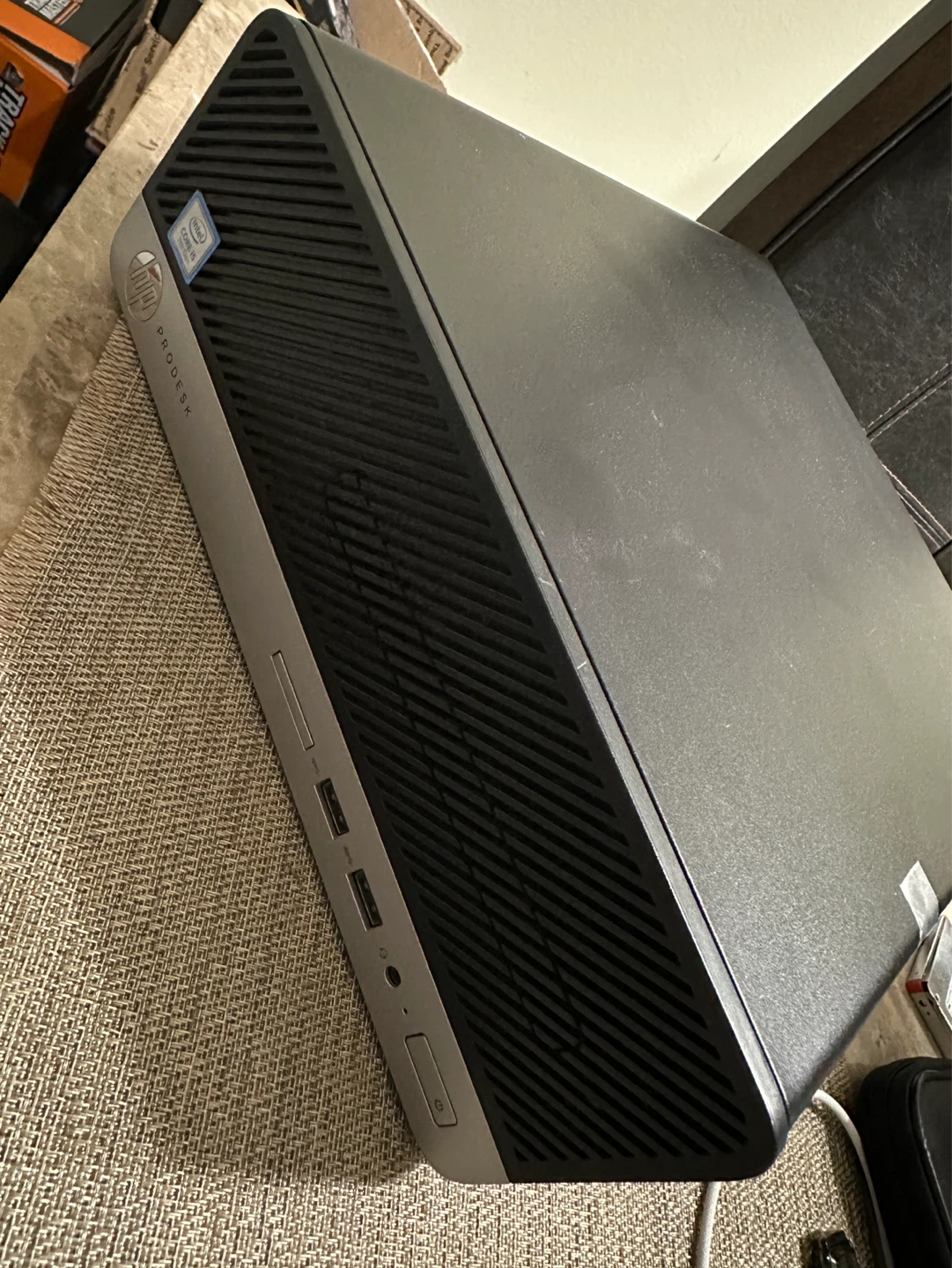 Small and fast computer desktop unit HP Prodesk *SSD *WiFi
