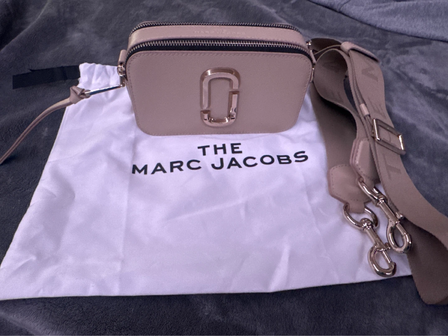 The Marc Jacobs Snapshot Camera Bag Nude