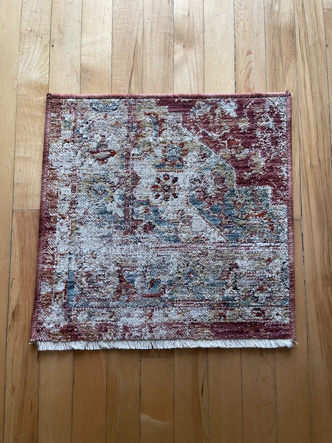 Compact Accent Rug