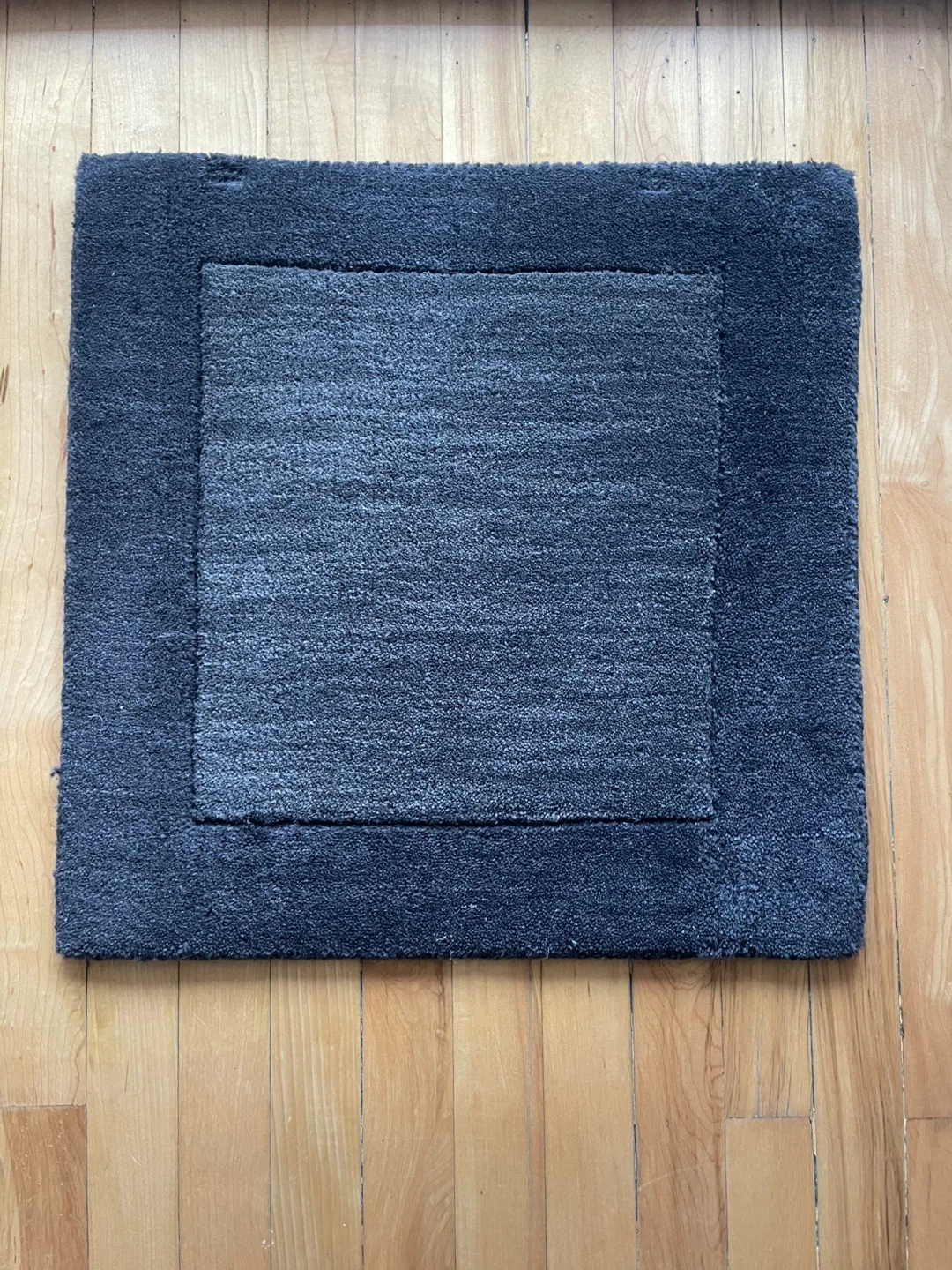 Compact Accent Rug