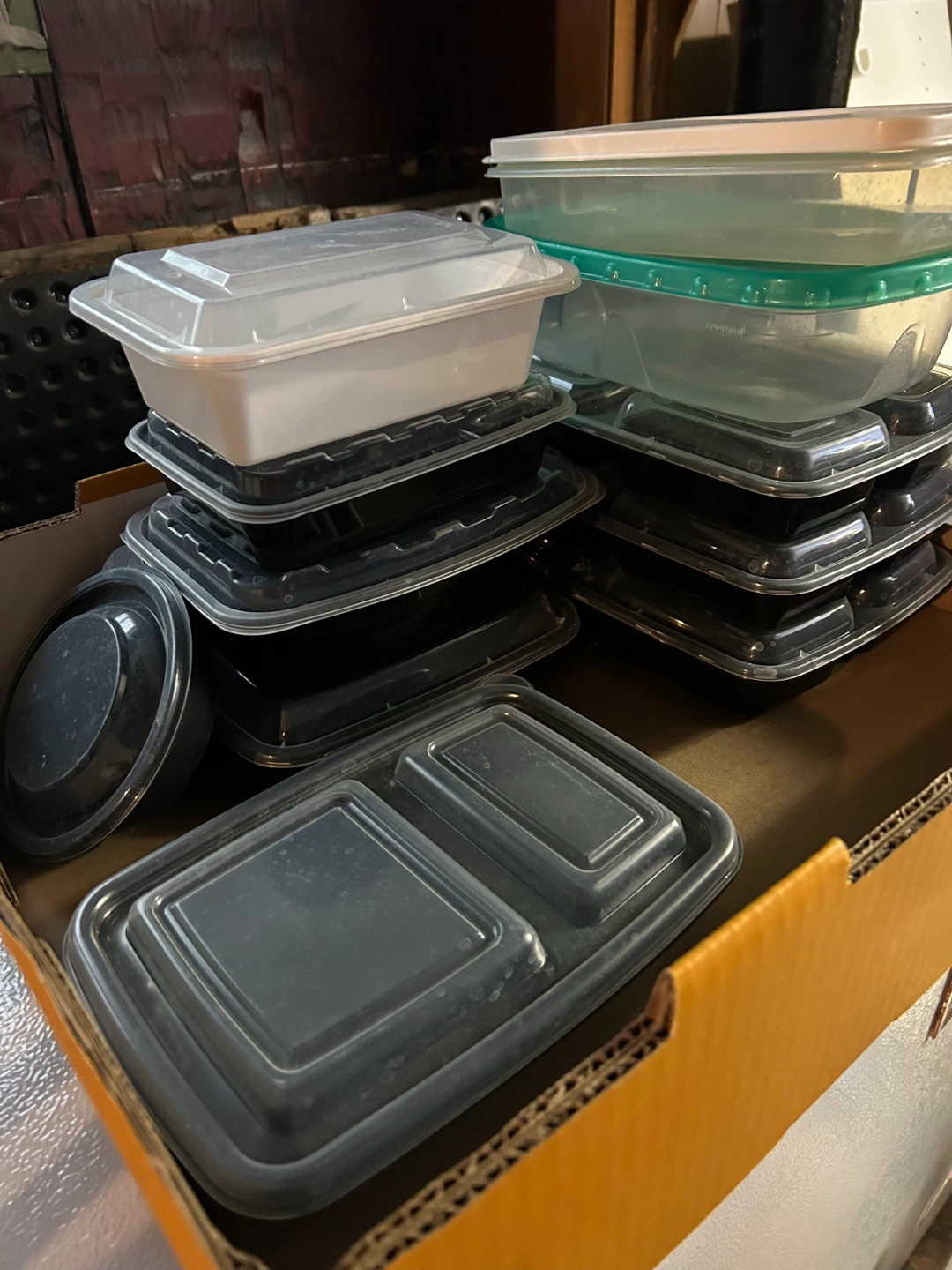 Tupperware and plastic containers