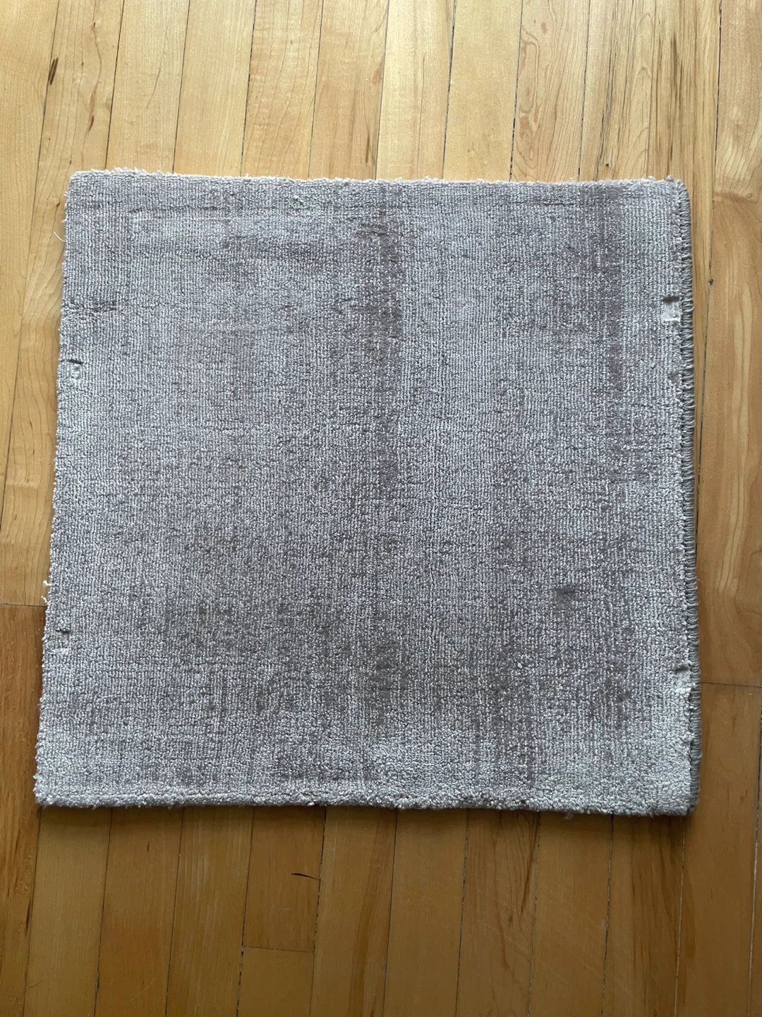 Compact Accent Rug
