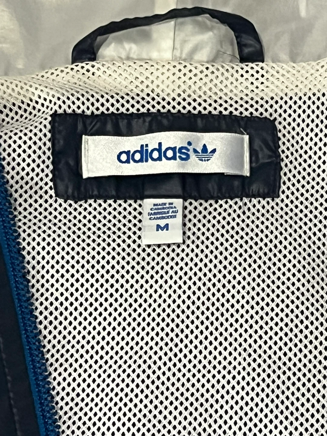 Adidas Windbreaker Jacket Size M - photo 2