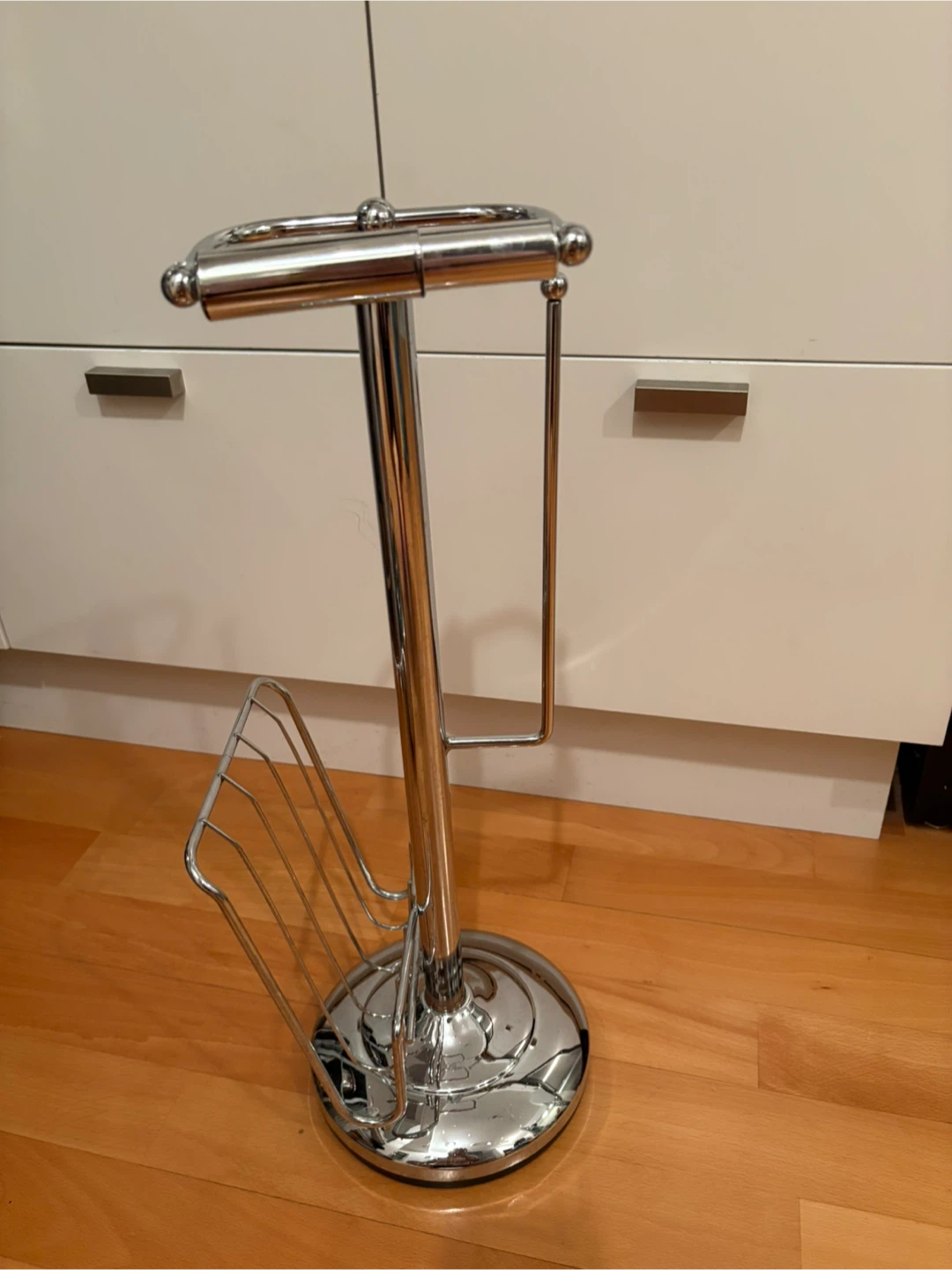 Toilet Paper Holder with Magazine Rack
