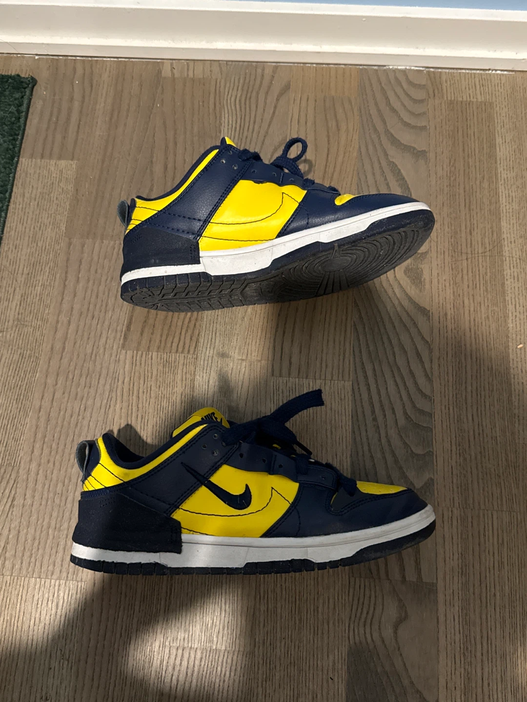 Like New Nike Dunk Low "Michigan" Yellow Navy - photo 2