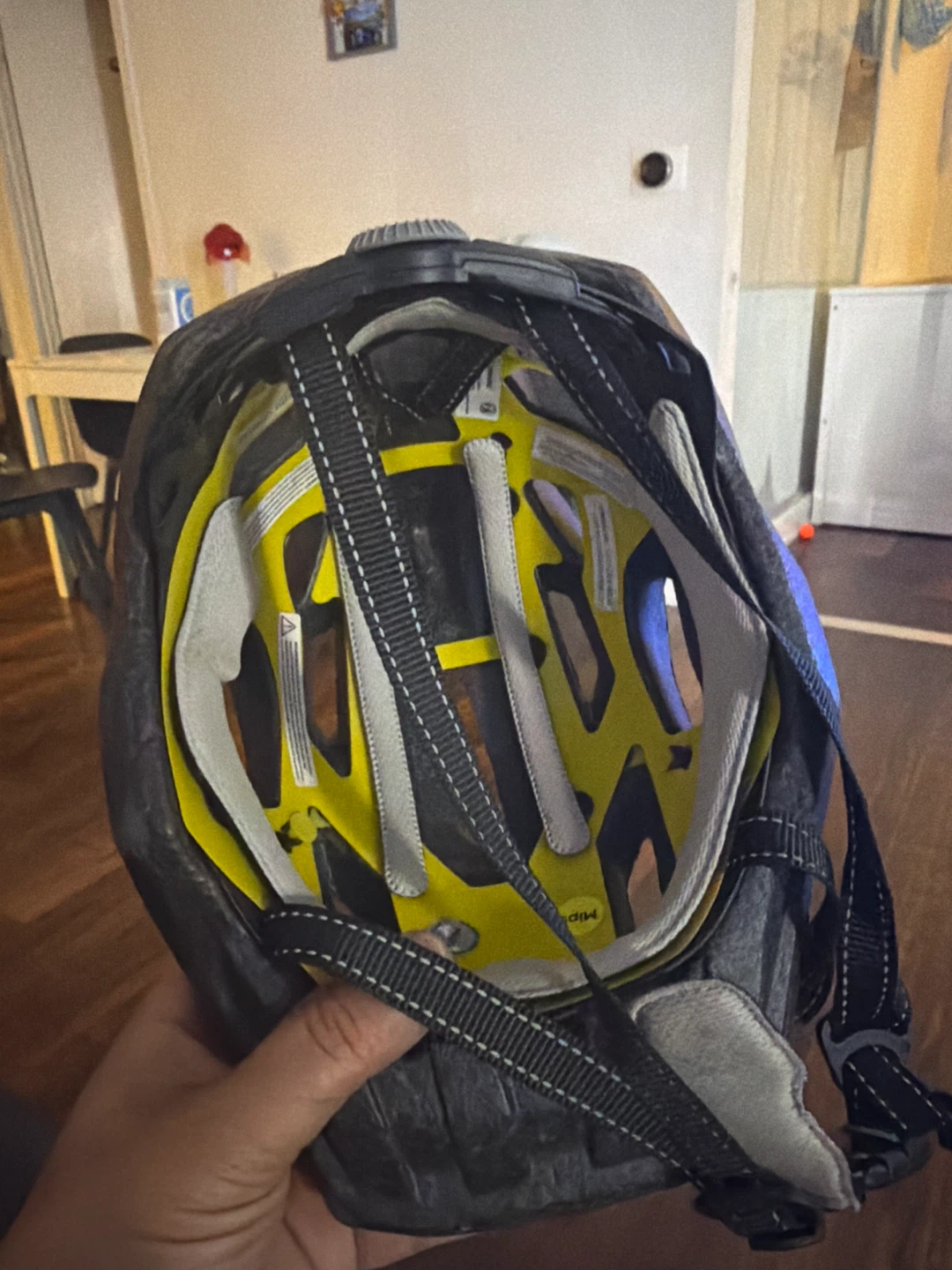 Squirts 2 Bicycle Helmet with Integrated LED Light - photo 5