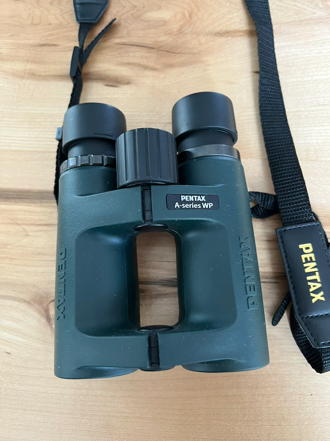 PENTAX AD 8x32 WP Binoculars