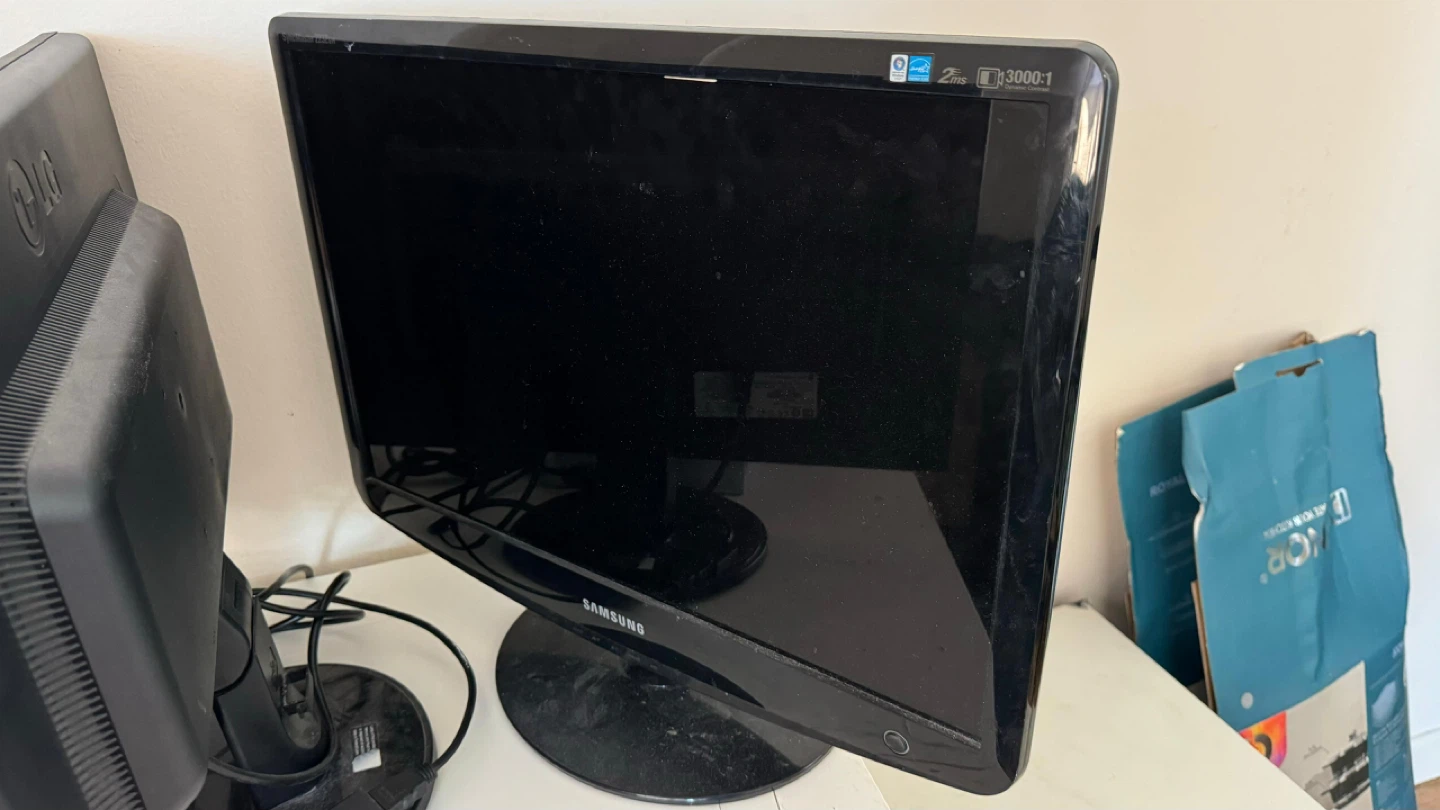 HP Pavilion 23xi Samsung Dell Computer Monitors - photo 3