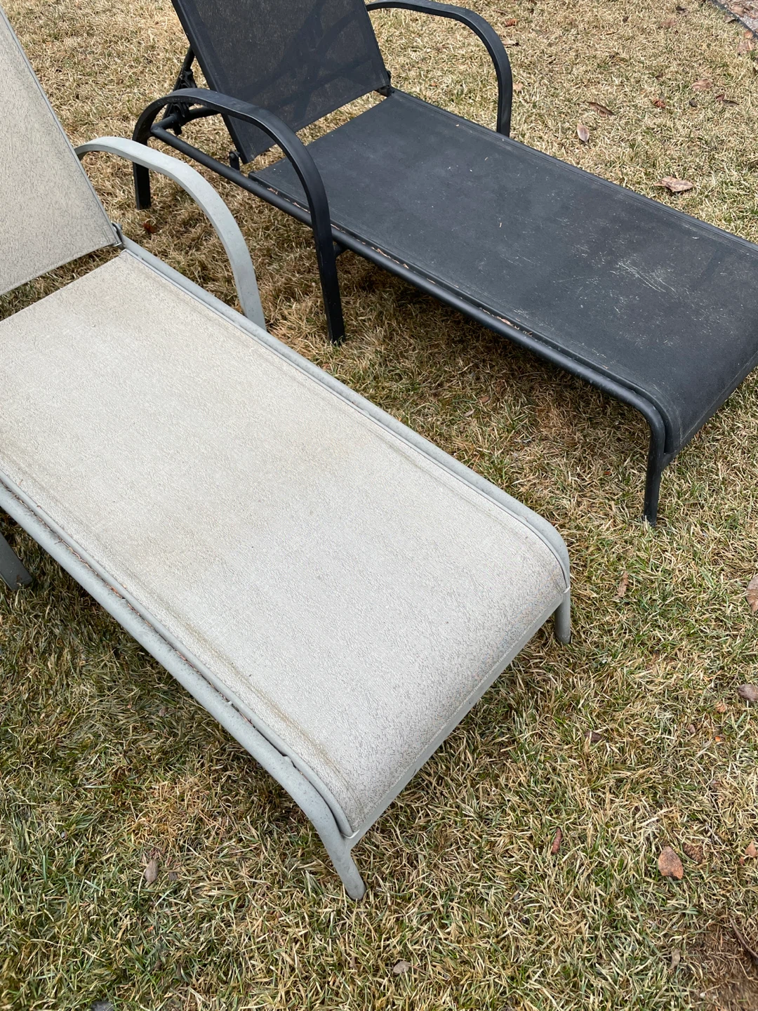 2 Outdoor Lounge Chairs - photo 2