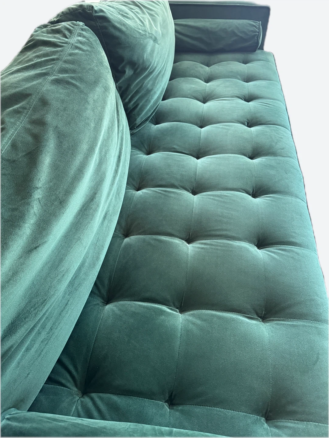 Emerald Velvet Tufted Sofa