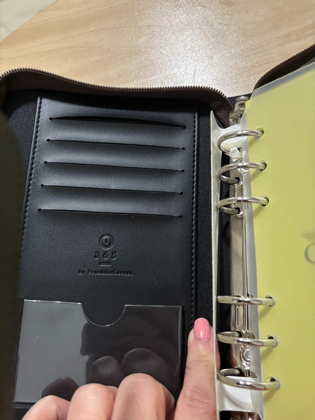 Franklin Covey 365 Monthly Organizer Binder - photo 4