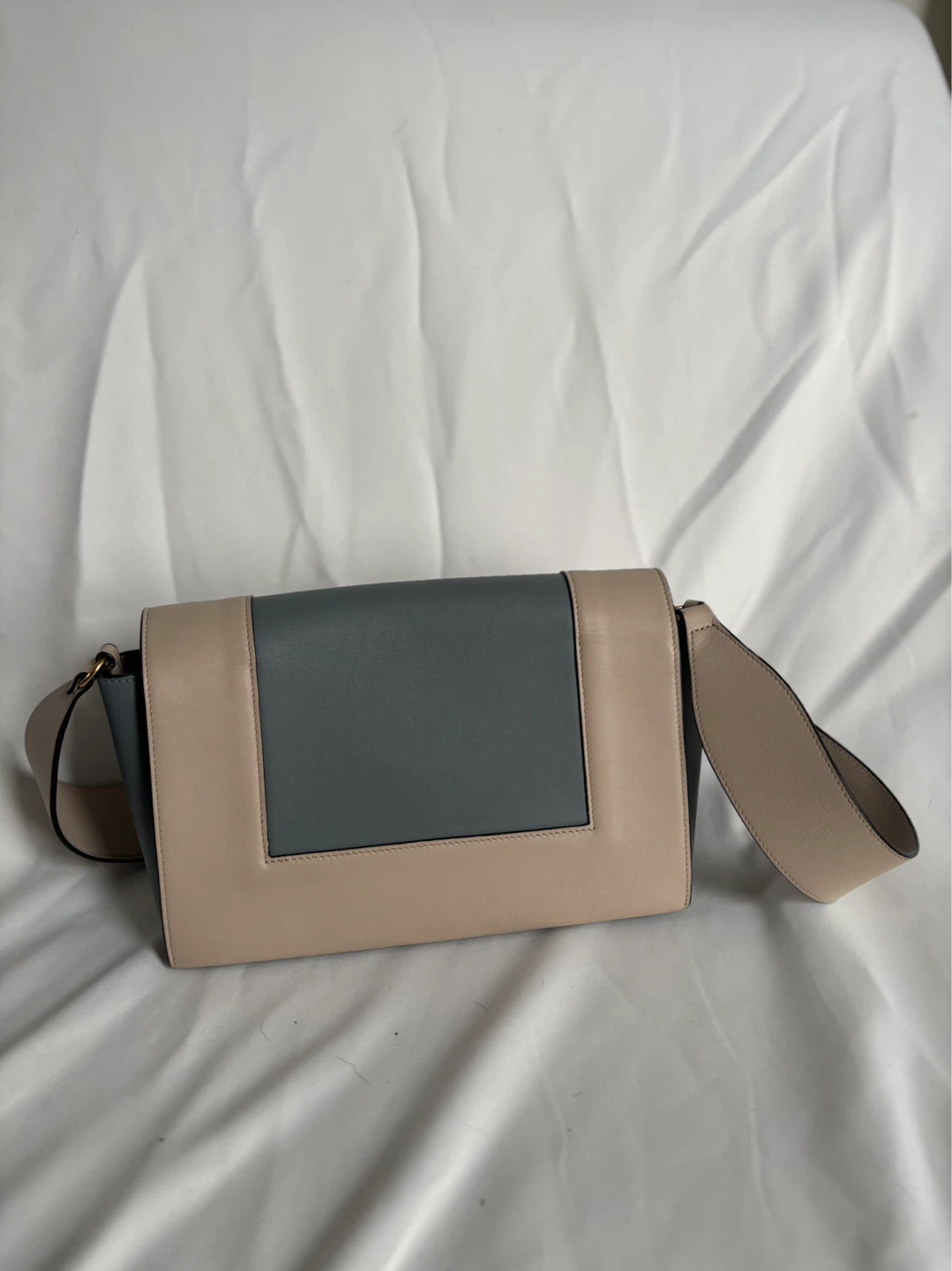 CELINE Paris Leather Shoulder Bag - Beige/Grey - photo 3