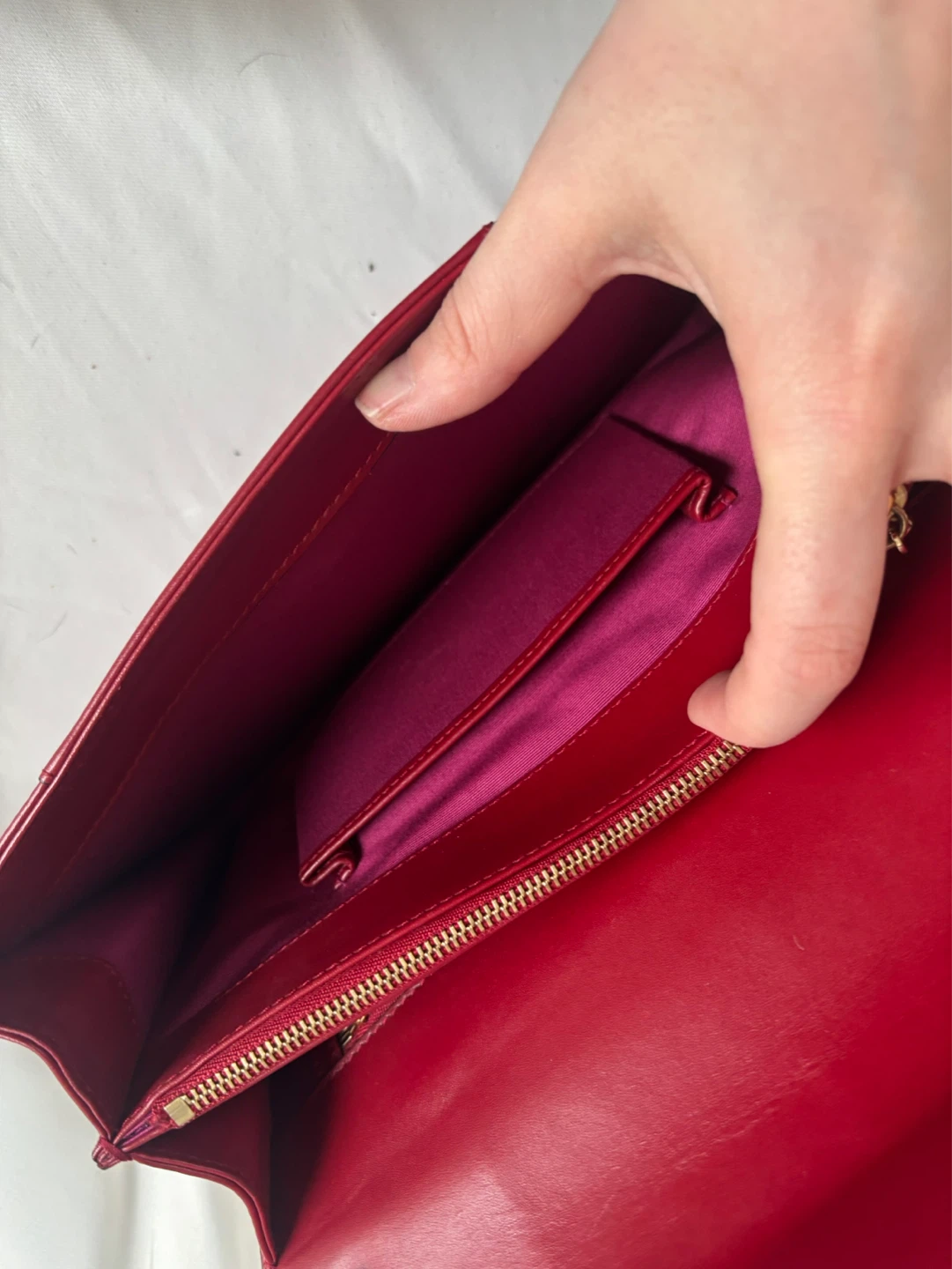 AUTHENTIC BVLGARI Red Leather Serpenti Shoulder Bag - photo 3