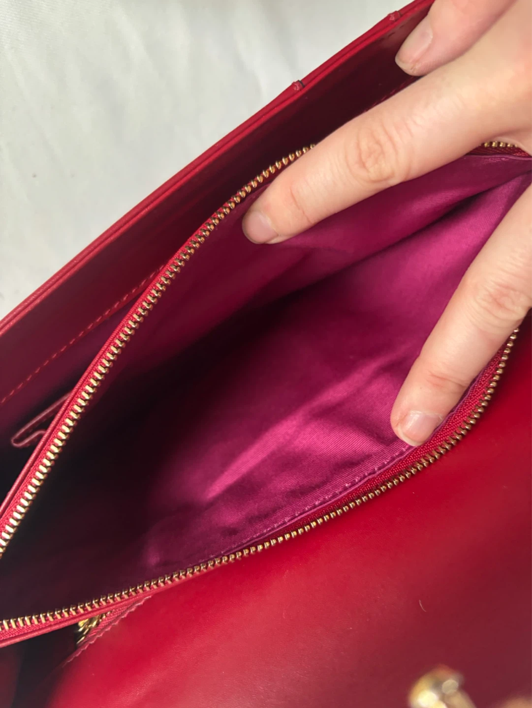 AUTHENTIC BVLGARI Red Leather Serpenti Shoulder Bag - photo 4