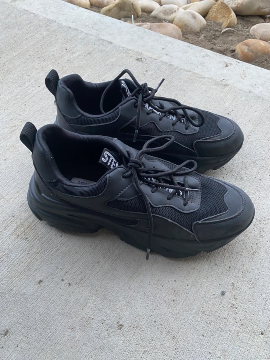 Steve Madden Women's Acers Chunky Sneakers - Black