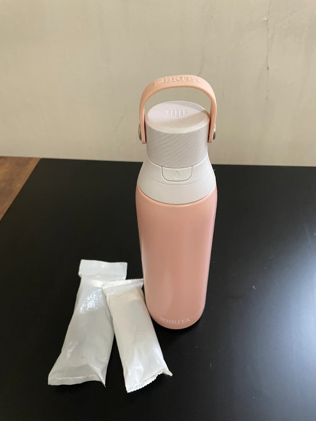 Brita Water Bottle with 2 Filters - Pink