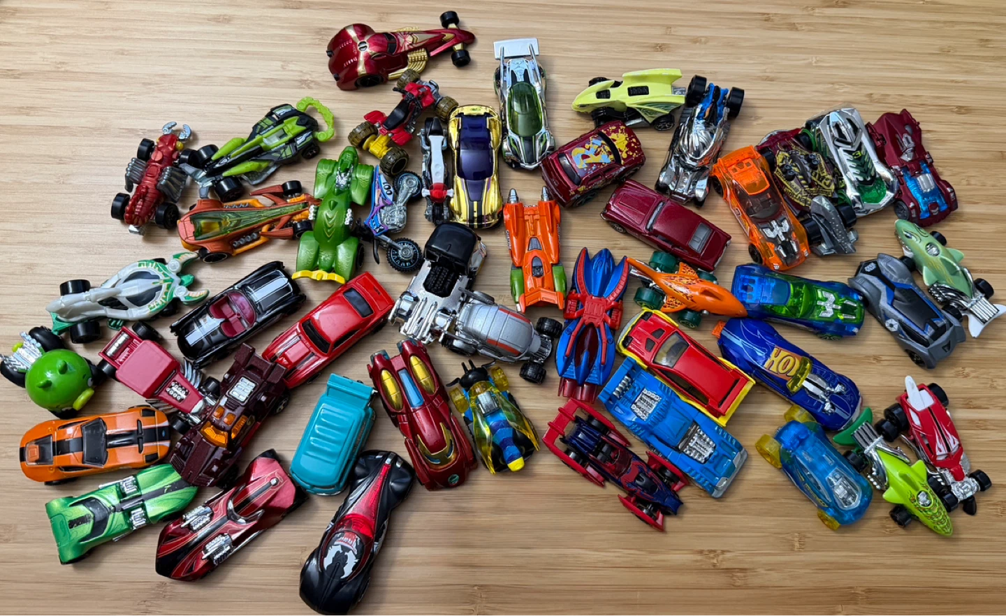 47 Hot Wheels & Diecast Cars Lot Mixed Bundle Mattel Modern Asso