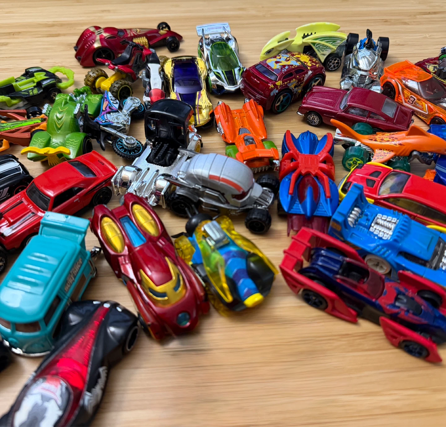 47 Hot Wheels & Diecast Cars Lot Mixed Bundle Mattel Modern Asso - photo 4