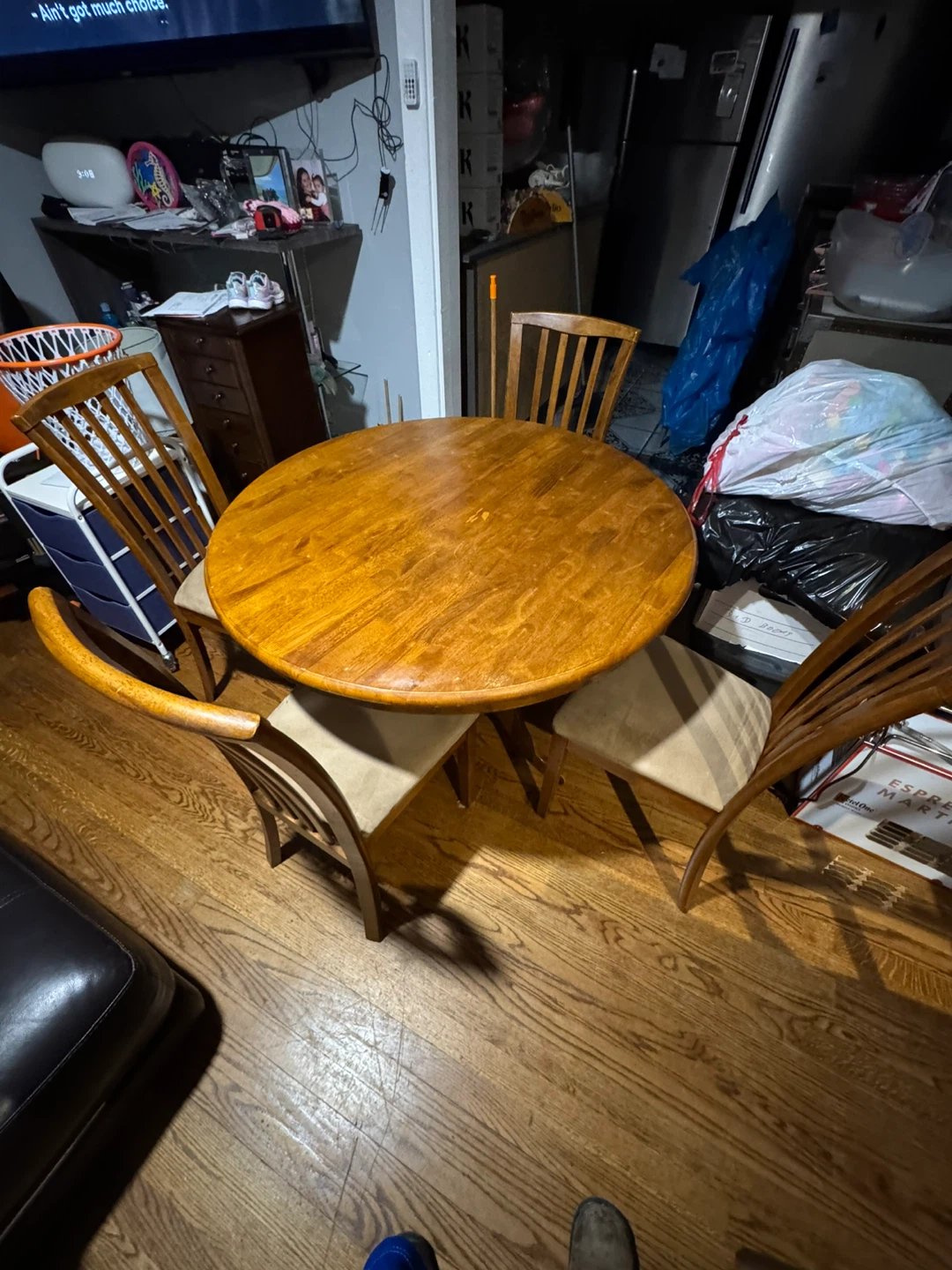 Round Wooden Dining Table with 4 Chairs - photo 2