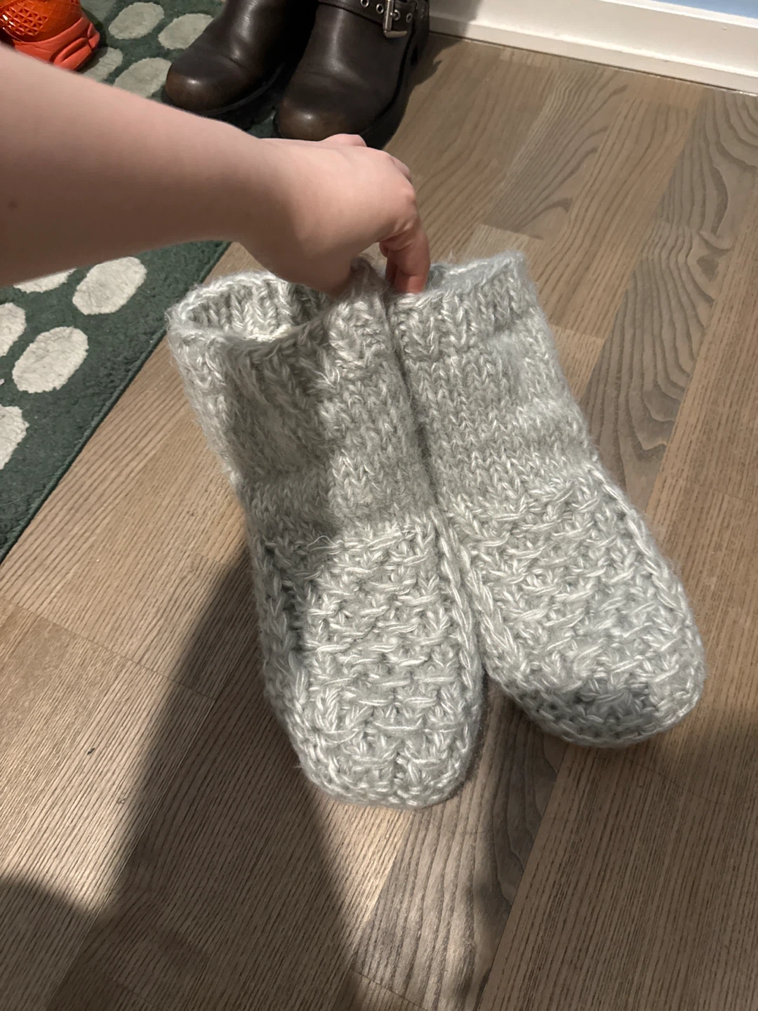 LATTE LOVE Grey Knit Slippers