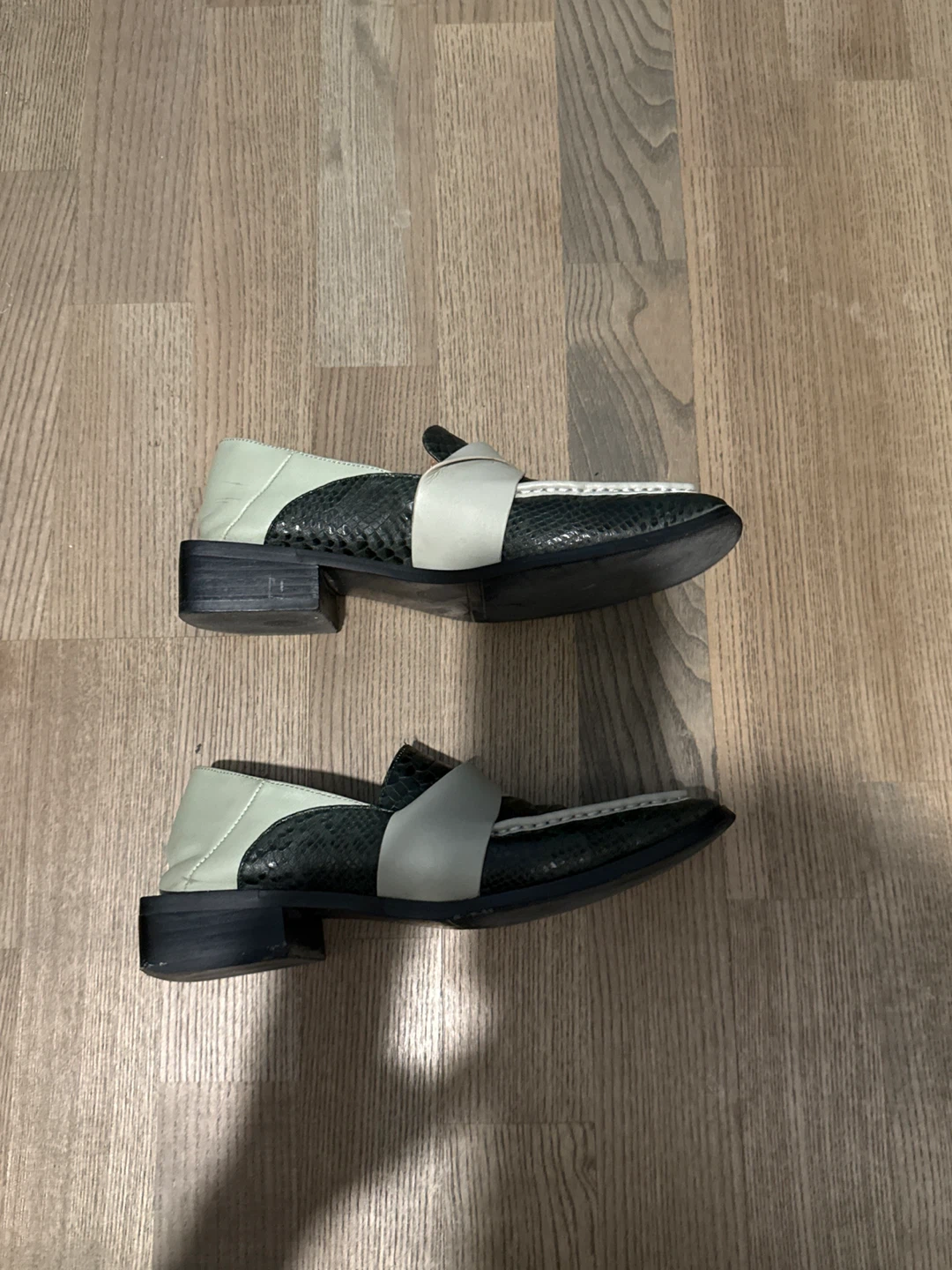 Women's Black & Green Snake Print Loafers with White Strap - photo 2