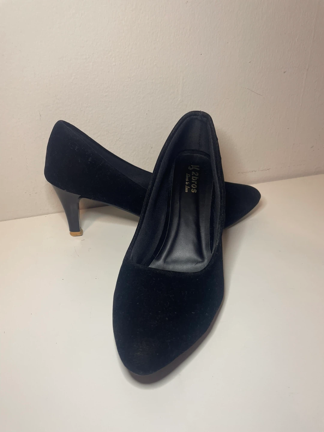 2bros Black Velvet Pointed Toe Heels 👠✨ | Size 42 (CAD 10.5)