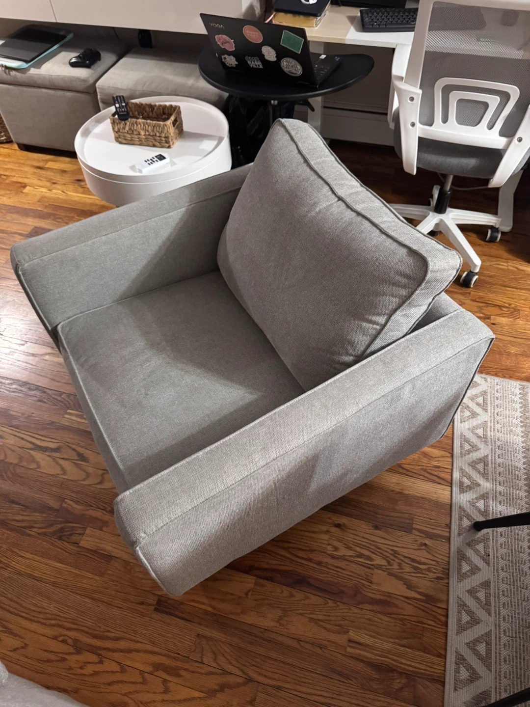 Excellent Condition Loveseat - $100 - photo 3