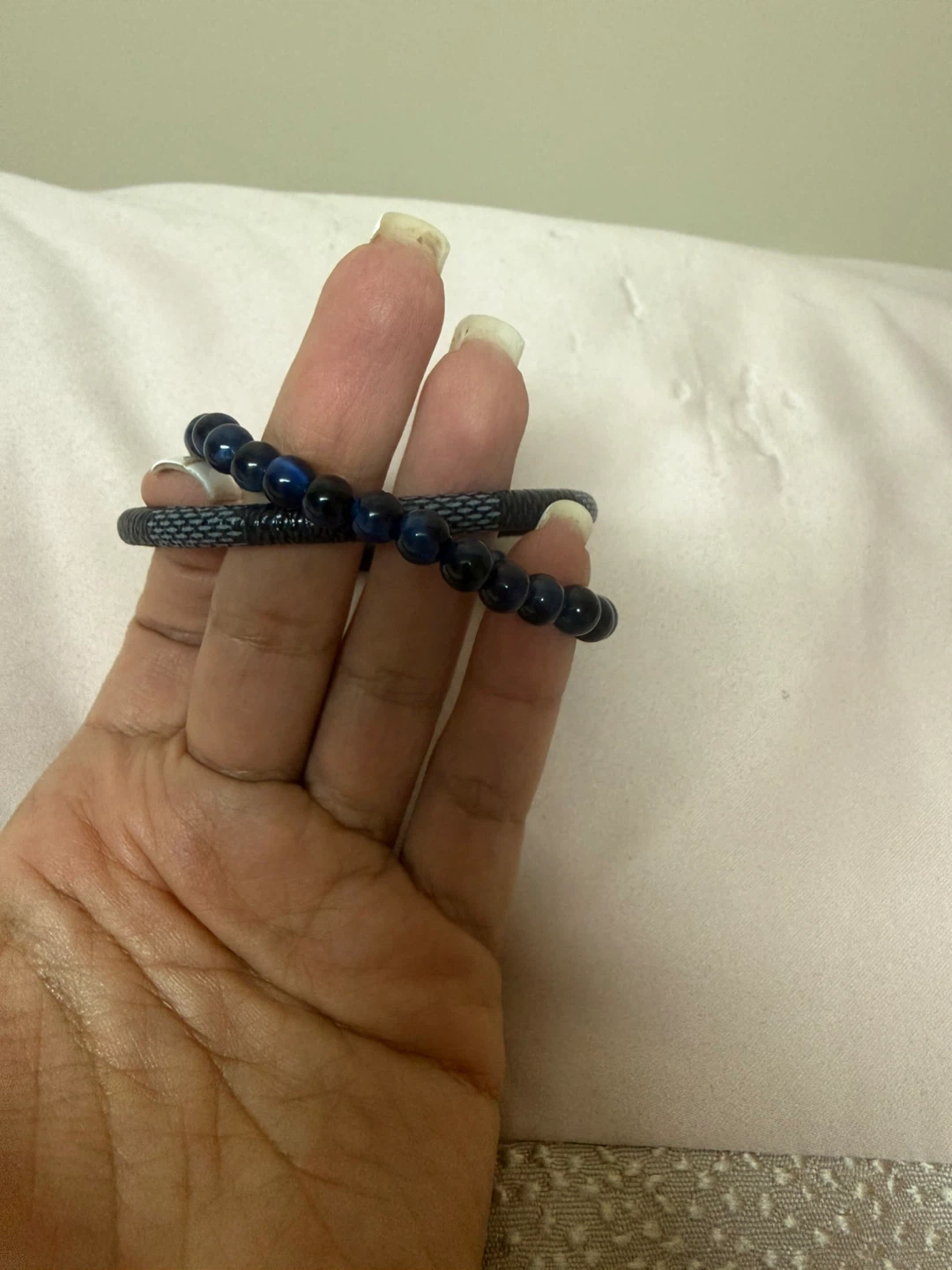 Men’s Leather & Beaded Bracelet – Magnetic Clasp – Like New