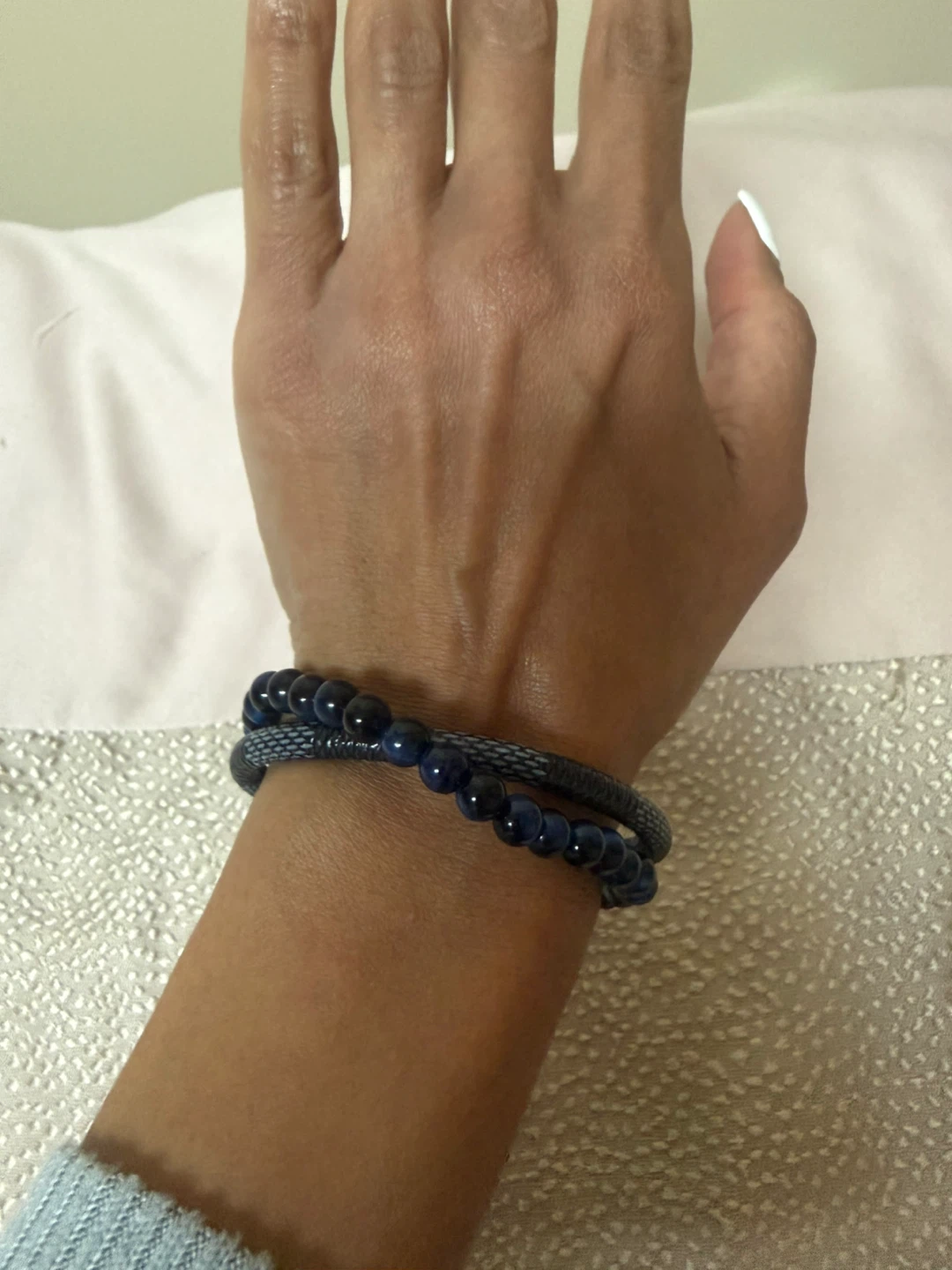 Men’s Leather & Beaded Bracelet – Magnetic Clasp – Like New - photo 5
