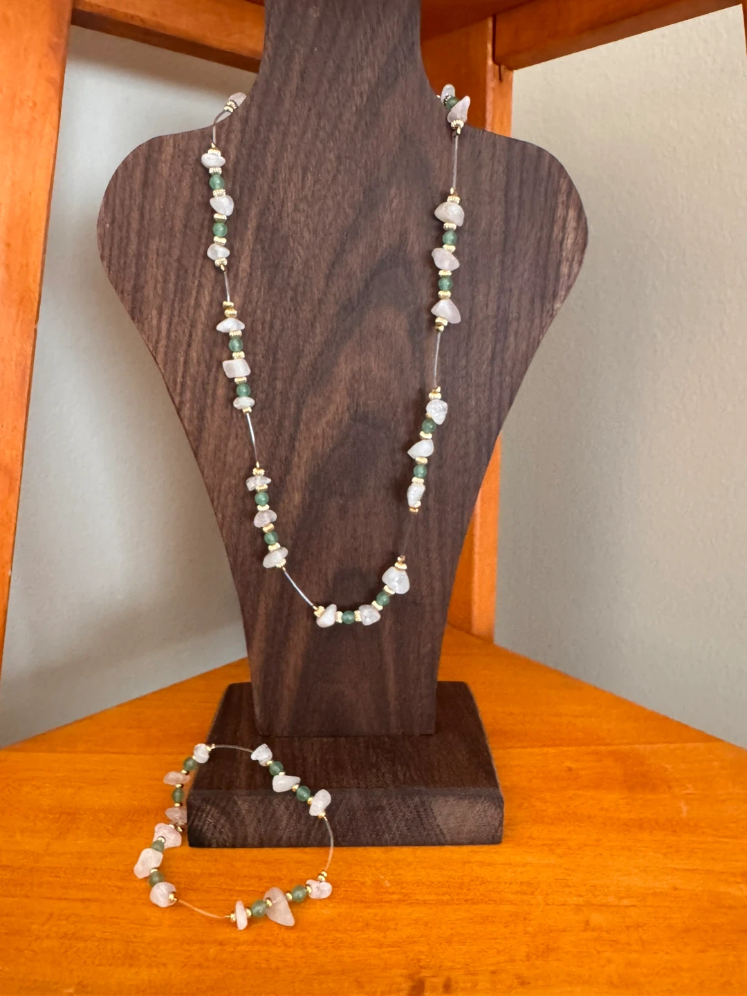 Handmade Beaded Necklace and Bracelet Set - photo 5