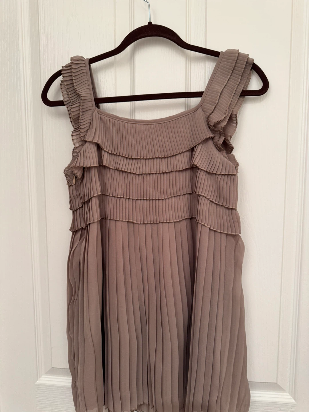 Le Château Pleated Ruffle Top - Size S