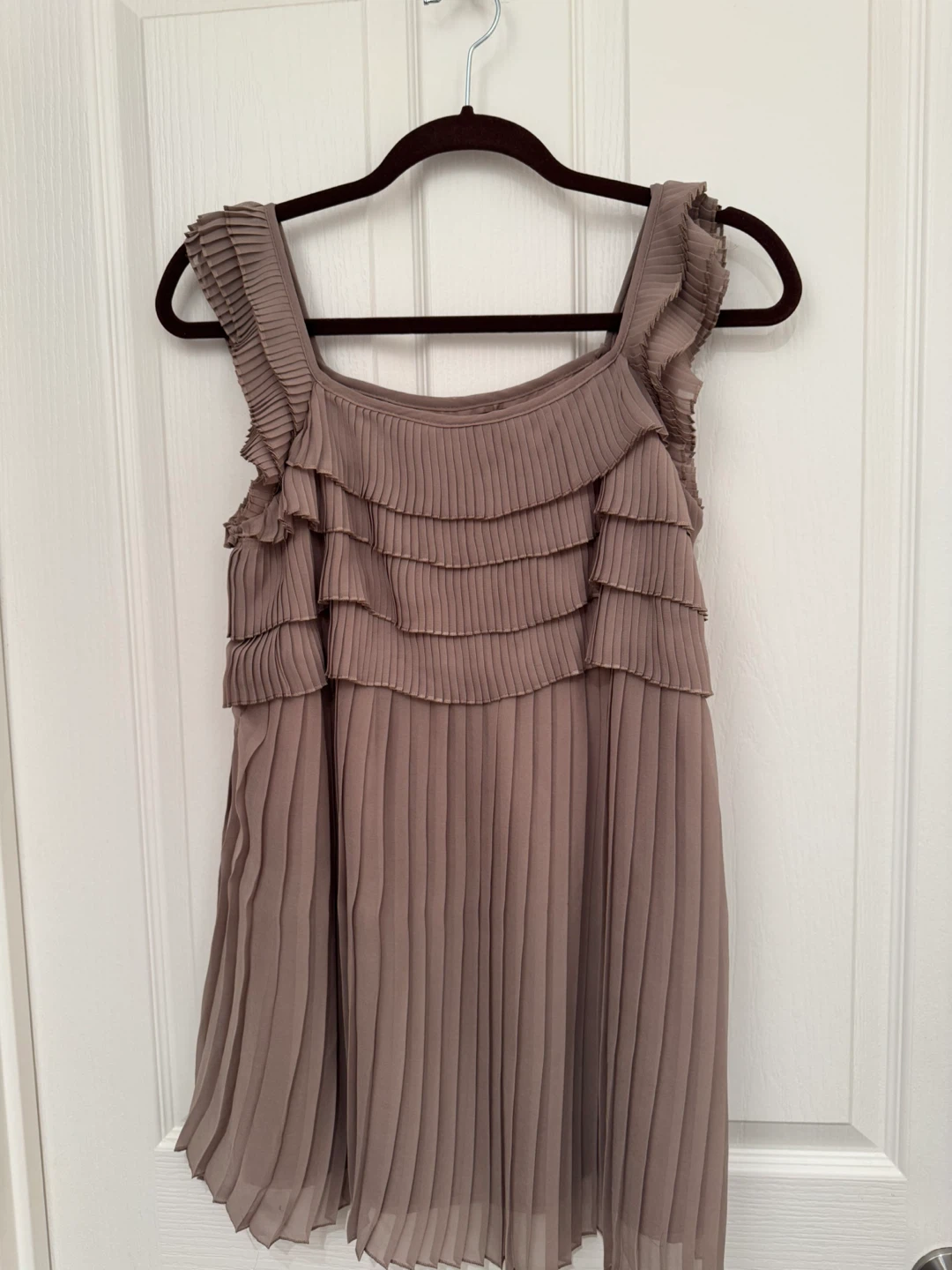 Le Château Pleated Ruffle Top - Size S - photo 3