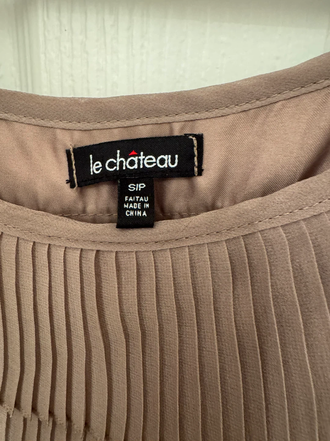 Le Château Pleated Ruffle Top - Size S - photo 2