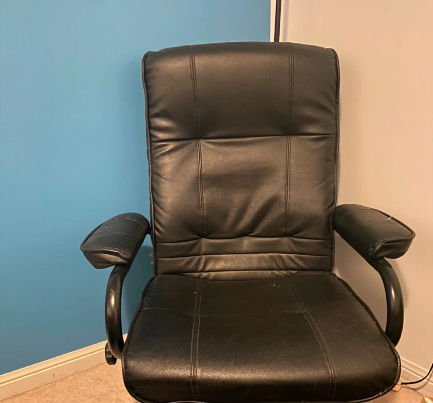 Black Faux Leather Office Chair - recliner back